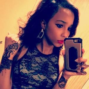 Meet your Posher, Ikram